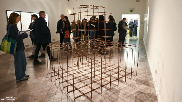 Kryzys wyobraźni, jaki jest obecny we współczesnym świecie jest tematem wystawy We can039t built what we can039t imagine (Nie możemy wybudować czegoś, czego nie jesteśmy w stanie sobie wyobrazić) w Muzeum Sztuki Współczesnej w Szczecinie.