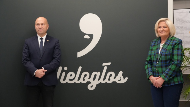 W Stargardzie rozpoczyna się drugi dzień Festiwalu Literackiego Wielogłos. Podczas otwarcia, prezydent miasta Rafał Zając, podkreślał, że inwestycje w kulturę i literaturę to niezwykle ważny element rozwoju gospodarczego Stargardu. - Ludzie, którzy zakładają tu biznesy chcą mieć dostęp do kultury na najwyższym poziomie - mówił.