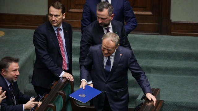 Wicepremier Radosław Sikorski zapowiedział, że wezwie przedstawicieli Rosji i Białorusi do resortu w sprawie ostatnich aktów sabotażu.