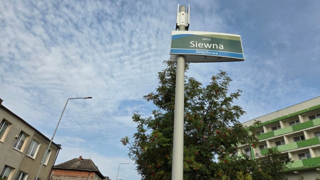 Kończą się prace przy przebudowie sieci kanalizacji deszczowej wraz z przyłączami na ul. Siewnej na Żelechowie.