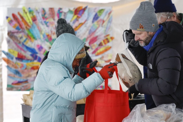 46 milionów indyków zjedzą Amerykanie podczas wypadającego w czwartek w Stanach Zjednoczonych Święta Dziękczynienia. Za oceanem to najważniejsze święto roku.