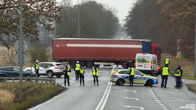 Jeśli nie będzie przełomu, to zorganizujemy kolejne protesty - zapowiadają rolnicy, którzy zablokowali w piątek drogę szybkiego ruchu S3 na węźle Pyrzyce.