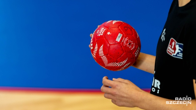 Piłkarki ręczne SPR Pogoni walczyć będą w sobotę o trzecie zwycięstwo w Lidze Centralnej. Szczecinianki na wyjeździe zmierzą się z AZS-em AWF Handball Warszawa w 10 kolejce rozgrywek.