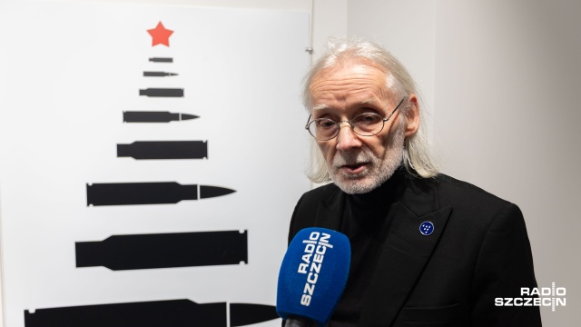 Z okazji 55. rocznicy wydarzeń Grudnia 03970 w Galerii Prezydenckiej Urzędu Miasta Szczecin została otwarta wystawa prac Lexa Drewinskiego, światowej klasy plakacisty.