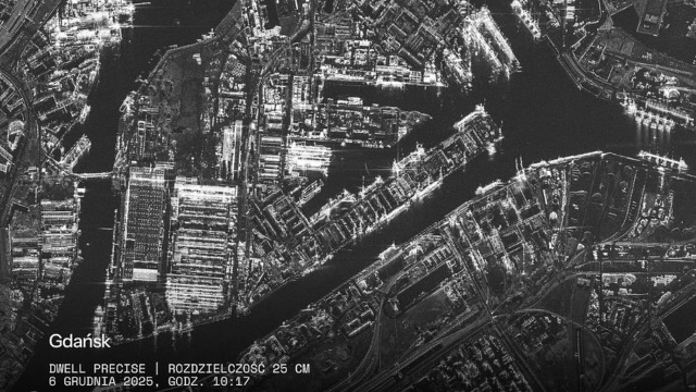 Pierwszy polski wojskowy satelita MikroSAR jest już na orbicie i wykonał pierwsze zdjęcia Polski. Fotografiami pochwalili się w mediach społecznościowych premier Donald Tusk i wicepremier Władysław Kosiniak-Kamysz.