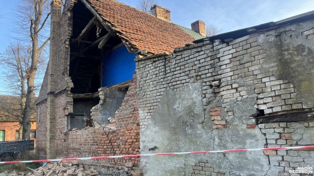 Potrzebna pomoc dla pięcioosobowej rodziny z Kaleńska z niepełnosprawnymi dziećmi. W nocy z 7 na 8 grudnia część domu, w którym mieszkali - runęła.