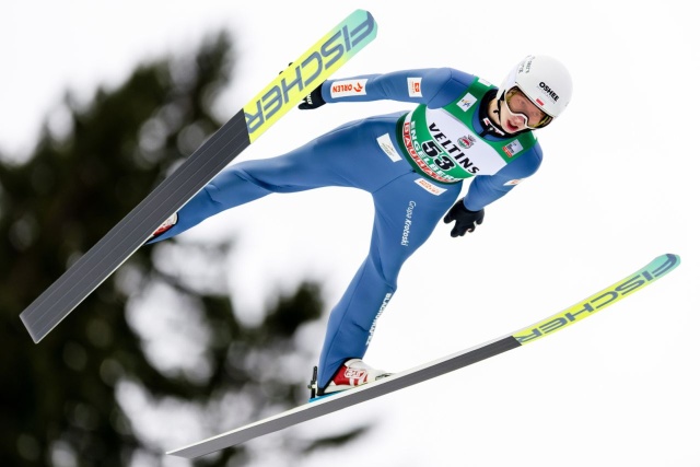 PŚ w skokach narciarskich: Słoweniec najlepszy, Polak na trzynastym miejscu