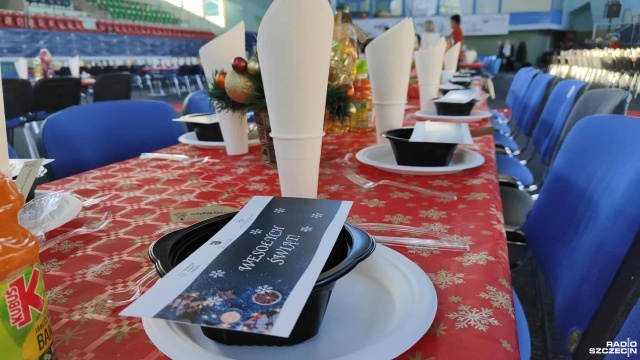 W Hali Milenium w środę nie zabraknie 12 tradycyjnych potraw, dzielenia się opłatkiem i wspólnej modlitwy.