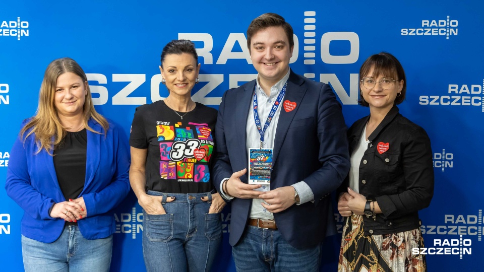 Goście "Kawiarenki politycznej", od lewej: Julia Szałabawka, Agnieszka Kosińska, Mateusz Gieryga i Urszula Nawrocka. Fot. Robert Stachnik [Radio Szczecin]