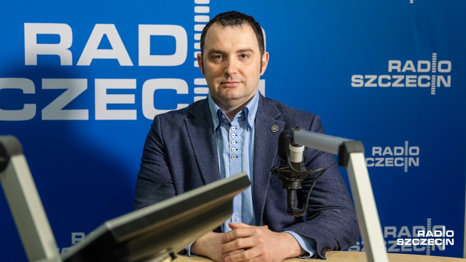 Sytuację skomentował w audycji "Czas Reakcji" prezes Izby, Michał Bulsa. Fot. Robert Stachnik [Radio Szczecin]