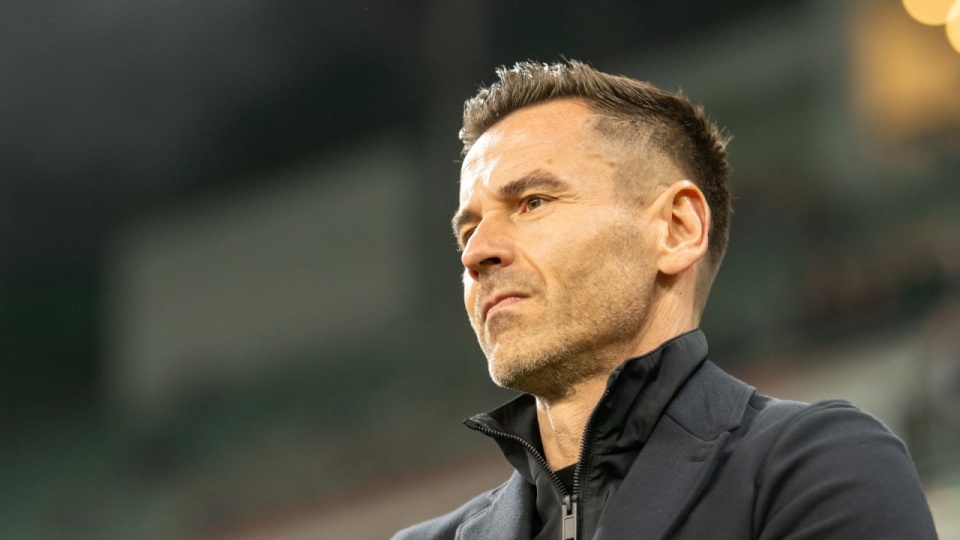 Trener Pogoni Szczecin Robert Kolendowicz. PAP/Przemysław Karolczuk