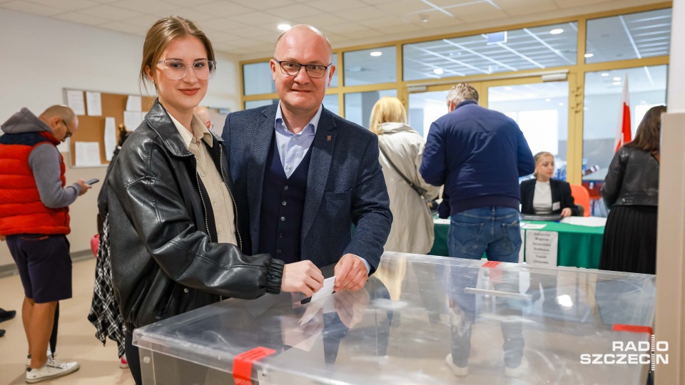 Piotr Krzystek z córką. Fot. Robert Stachnik [Radio Szczecin]