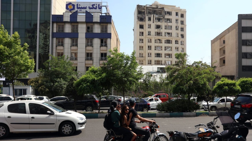 fot. PAP/EPA/ABEDIN TAHERKENAREH