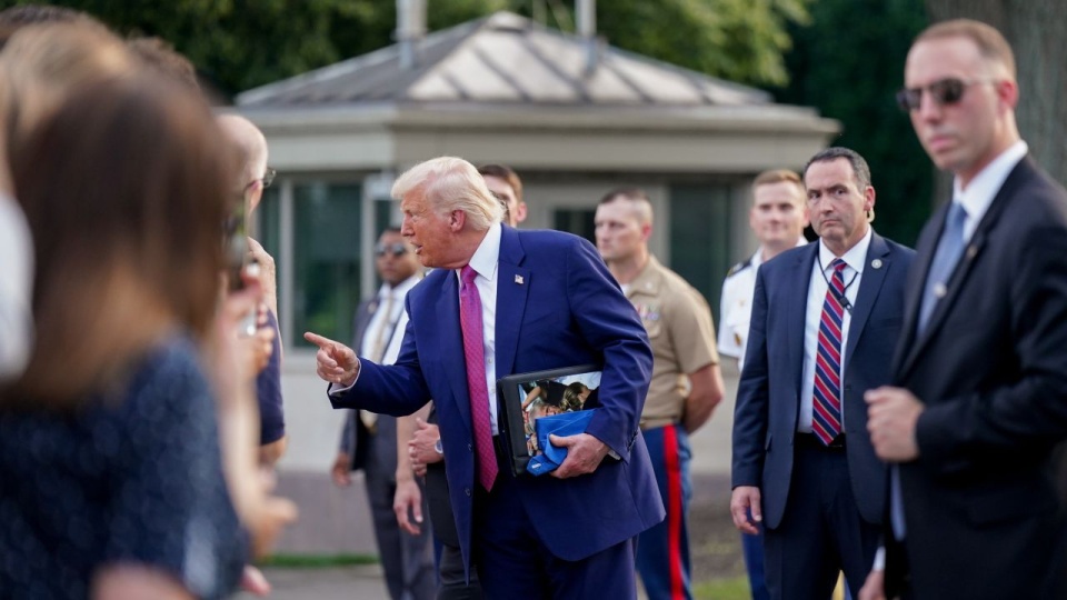 fot. PAP/EPA/ALEXANDER DRAGO / POOL