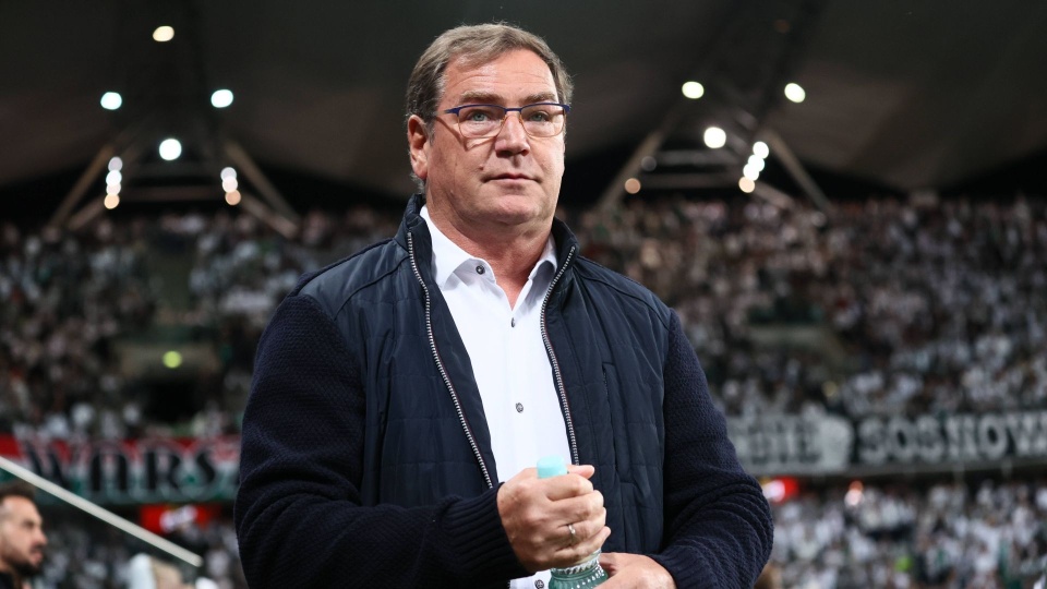 Na zdjęciu archiwalnym z 28.09.2024 r.: trener Górnika Zabrze Jan Urban podczas meczu piłkarskiej Ekstraklasy z Legią Warszawa. Jan Urban został nowym selekcjonerem piłkarskiej reprezentacji Polski - poinformował 16.07.2025 r PZPN. Fot. PAP/Leszek Szymański