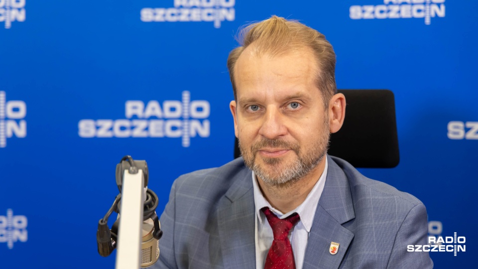 Krystian Kowalewski, burmistrz Polic. Fot. Robert Stachnik [Radio Szczecin]