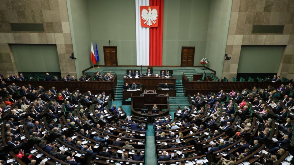Sejm za karą więzienia za rażące przekroczenie prędkości