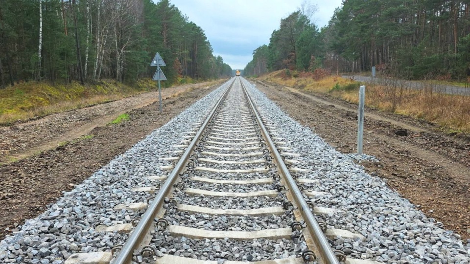 Nowe tory na linii kolejowej Piła - Ulikowo. Fot. Andrzej Krzyżański.