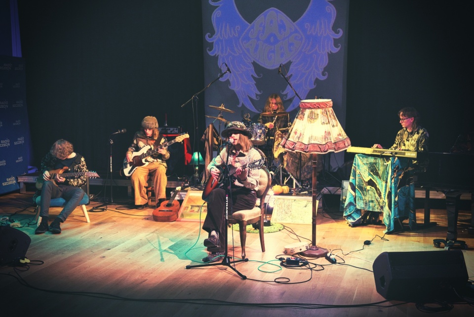 Anielska muzyka w Radiu Szczecin. [WIDEO, ZDJĘCIA]