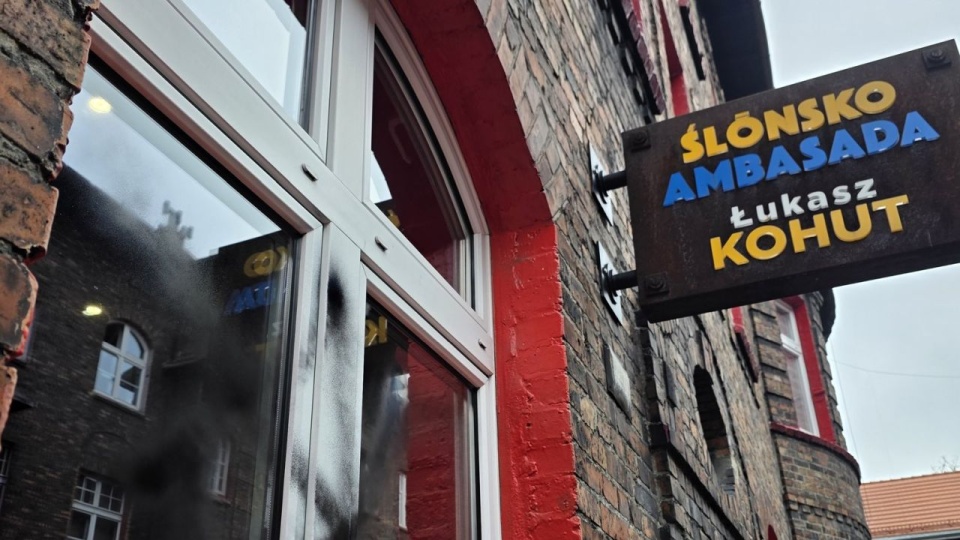 Atak na biuro europosła Kohuta w Katowicach [ZDJĘCIA]