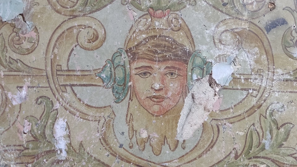 Niezwykłe odkrycie podczas remontu kamienicy przy ul. Śląskiej [ZDJĘCIA]