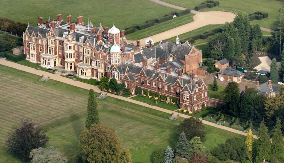Brytyjska rodzina królewska razem w święta w Sandringham