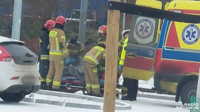 Fot. Rafael Żełobowski [Radio Szczecin] Nastolatek wpadł pod tramwaj w pobliżu pętli Turkusowa [ZDJĘCIA]