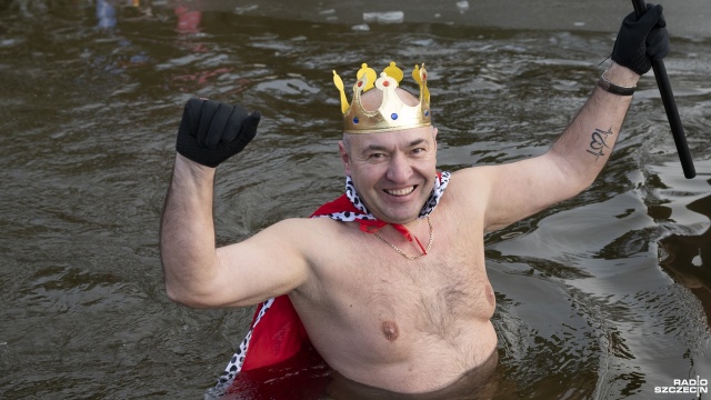 Fot. Kamila Kozioł [Radio Szczecin] Morsy z regionu (i nie tylko) przeszły w zimnym orszaku [WIDEO, ZDJĘCIA]