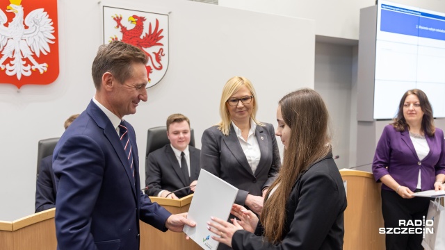 Fot. Robert Stachnik [Radio Szczecin] Młodzi radni rozpoczęli kolejną kadencję swojego sejmiku [ZDJĘCIA]