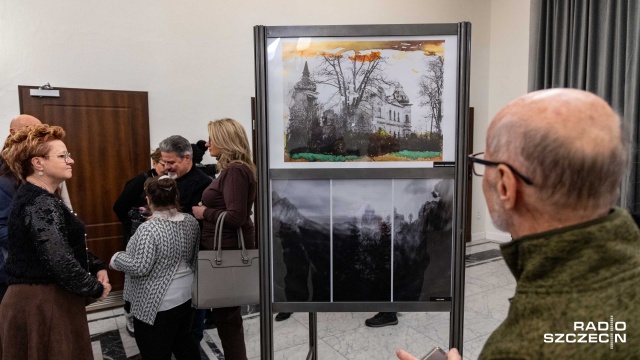 Fot. Robert Stachnik [Radio Szczecin] Miniony rok oczami 32 fotografów, Roczna wystawa STF [WIDEO, ZDJĘCIA]