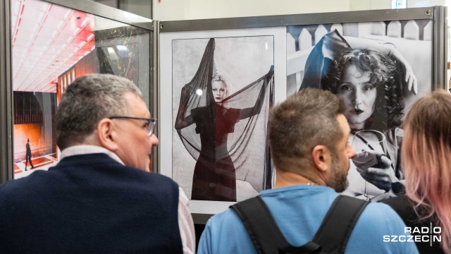 Fot. Robert Stachnik [Radio Szczecin] Miniony rok oczami 32 fotografów, Roczna wystawa STF [WIDEO, ZDJĘCIA]