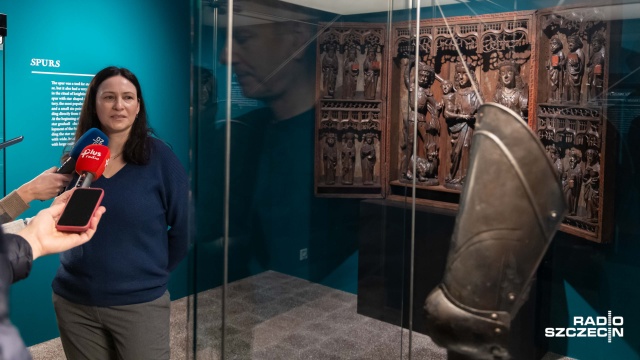 Fot. Robert Stachnik [Radio Szczecin] Stalowa noga, miecze, armaty i kusze. Nowa wystawa "Oręż w państwie Gryfitów" w Muzeum Narodowym [WIDEO, ZDJĘCIA]