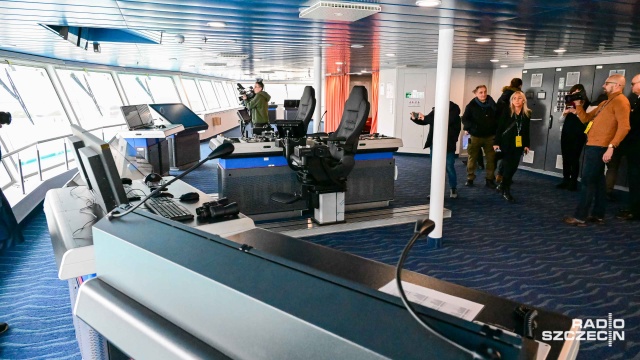 Fot. Robert Stachnik [Radio Szczecin] Ponad trzy godziny w kolejce do promu na Wałach Chrobrego [ZDJĘCIA]