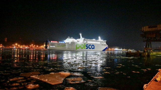 Fot. PAP/Marcin Bielecki Pierwszy komercyjny rejs Jantar Unity [ZDJĘCIA]