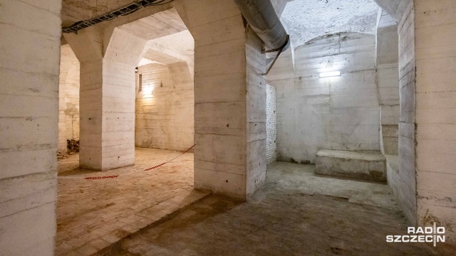 Fot. Robert Stachnik [Radio Szczecin] Pod Zachodniopomorskim Urzędem Wojewódzkim powstanie schron [WIDEO, ZDJĘCIA]