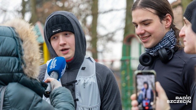 Fot. Robert Stachnik [Radio Szczecin] Pobiegli w mrozie, ale w słusznym celu [ZDJĘCIA]
