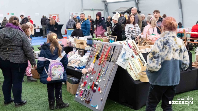 Fot. Robert Stachnik [Radio Szczecin] Stołczyn też gra dla WOŚP. Kwesta, warsztaty i "normalny kręcioł" [ZDJĘCIA]