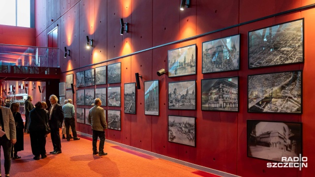Fot. Robert Stachnik [Radio Szczecin] Wystawa Stetinum-Stettin-Szczecin. "To było piękne miasto i nadal jest pięknym miastem..." [WIDEO, ZDJĘCIA]
