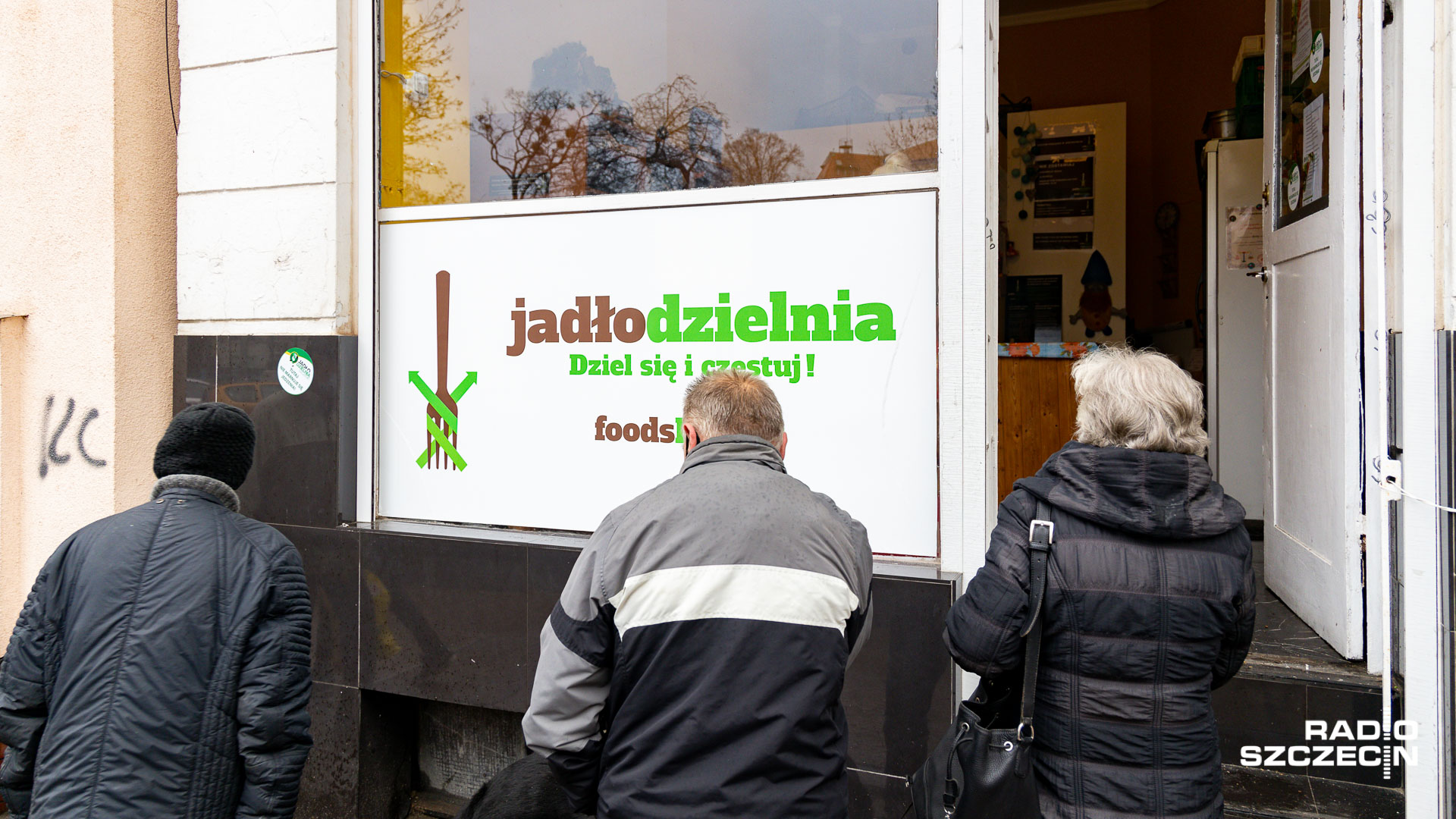 Została ci żywność po świętach? Można się podzielić