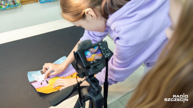 Fot. Robert Stachnik [Radio Szczecin] Ferie z ukulele i nauką fotografii. Trwają warsztaty dla najmłodszych [WIDEO, ZDJĘCIA]