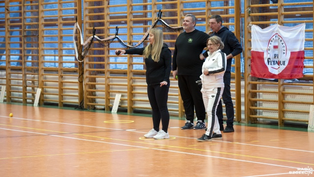 Fot. Kamila Kozioł [Radio Szczecin] "Bule do wiosny." Rozgrywka w hali OSiR-u [WIDEO, ZDJĘCIA]