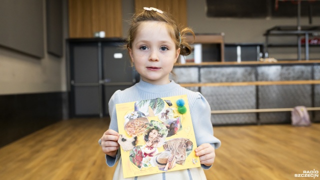 Fot. Kamila Kozioł [Radio Szczecin] Brokat, klej i pompony, czyli rodzinne warsztaty w Słowianinie [WIDEO, ZDJĘCIA]