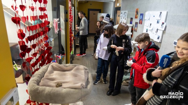 Fot. Robert Stachnik [Radio Szczecin] "Każdy zasługuje na miłość" - walentynki w schronisku dla zwierząt [WIDEO, ZDJĘCIA]