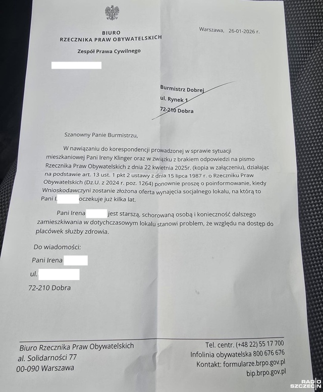 Fot. Małgorzata Gwiazda-Elmerych [Radio Szczecin] Od lat zabiega o lepsze warunki mieszkaniowe. Mimo nakazu sądu, gmina nie widzi problemu