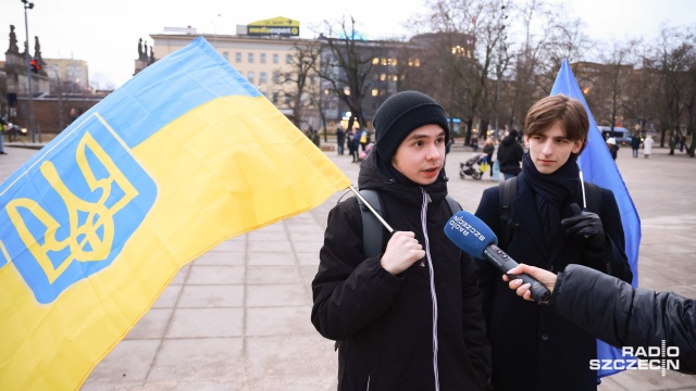 Fot. Robert Stachnik [Radio Szczecin] Marsz dla Ukrainy w Szczecinie [ZDJĘCIA]