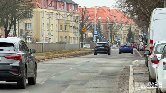 Fot. Robert Stachnik [Radio Szczecin] Cztery przetargi i prawie cztery lata - pas rowerowy na Mickiewicza nadal w fazie projektu [ZDJĘCIA]