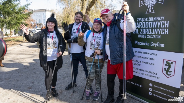 Fot. Kamila Kozioł [Radio Szczecin] Przebiegli symboliczny dystans, aby oddać hołd Wyklętym [WIDEO, ZDJĘCIA]