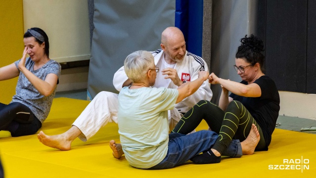 Fot. Robert Stachnik [Radio Szczecin] Kobiety uczą się samoobrony w szczecińskim klubie [WIDEO, ZDJĘCIA]