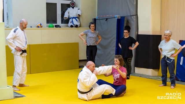 Fot. Robert Stachnik [Radio Szczecin] Kobiety uczą się samoobrony w szczecińskim klubie [WIDEO, ZDJĘCIA]