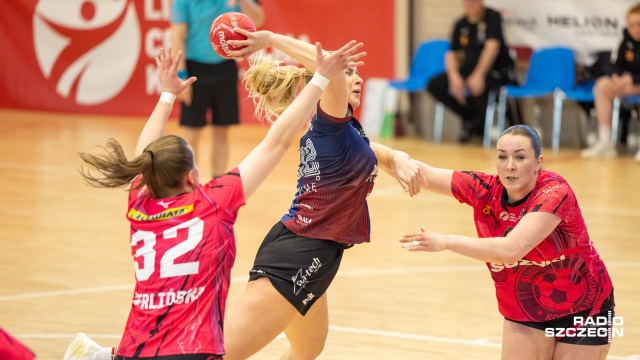 Fot. Robert Stachnik [Radio Szczecin] Piłkarki SPR Pogoni nie dały rady Koronie [ZDJĘCIA]